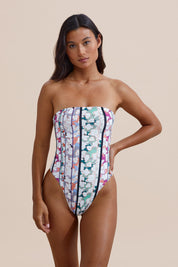 Paola One Piece - Origami