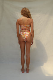 Paola One Piece - Ikebana