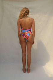 Surya One Piece - Volcano