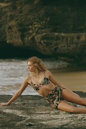 Conch Bikini Top - Rainbow Jungle