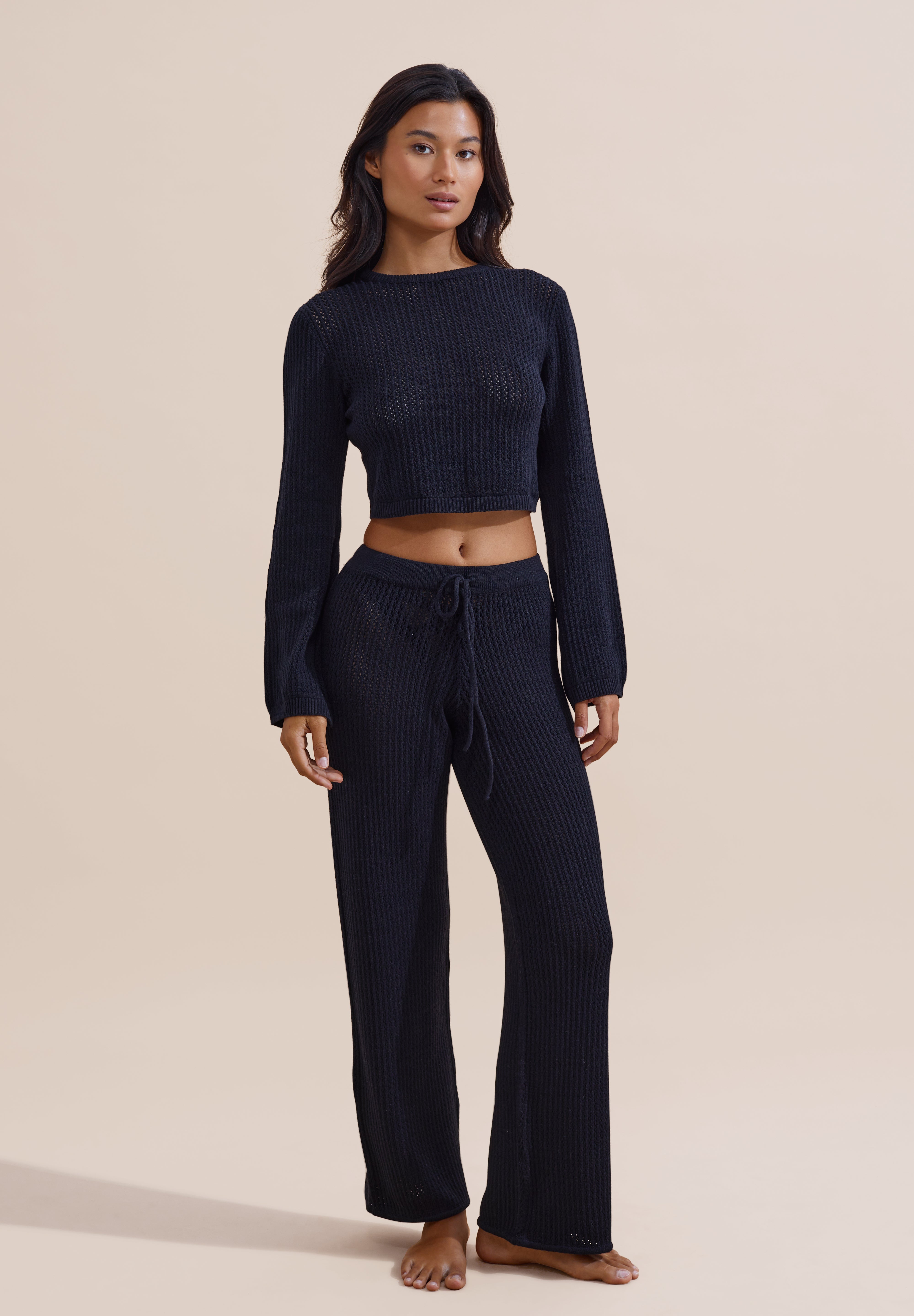 Lenicrochetcroptop_Judecrochetpant-black-1_4c8e6724-e421-40b5-9274-6885ddb8200e.jpg