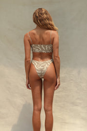 Luka Bikini Bottom - Shifting Sand