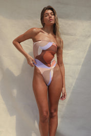 Paola One Piece - Flores